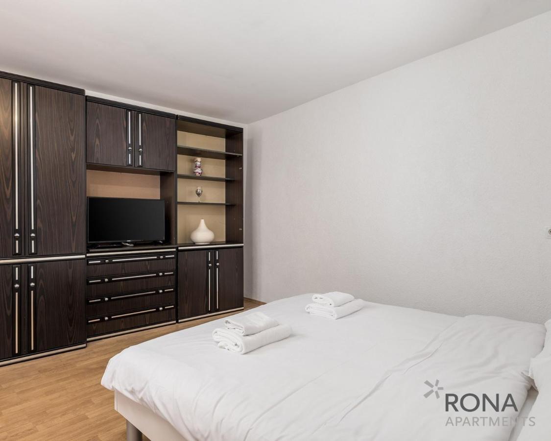 Rona Apartment *